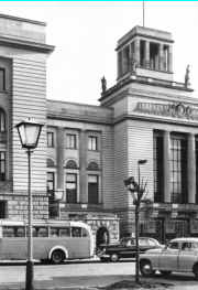 Unter den Linden um 1960